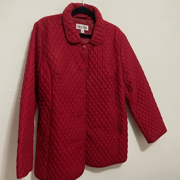 Red Jacket - Picture 1 of 4